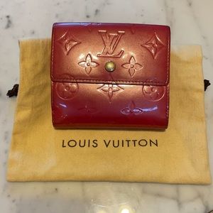 💯% authentic LV Monogram Vernis Patent wallet